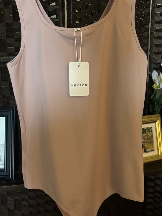 heyson Tops - Heyson Scoop Neck Tank Bodysuit in light pink.